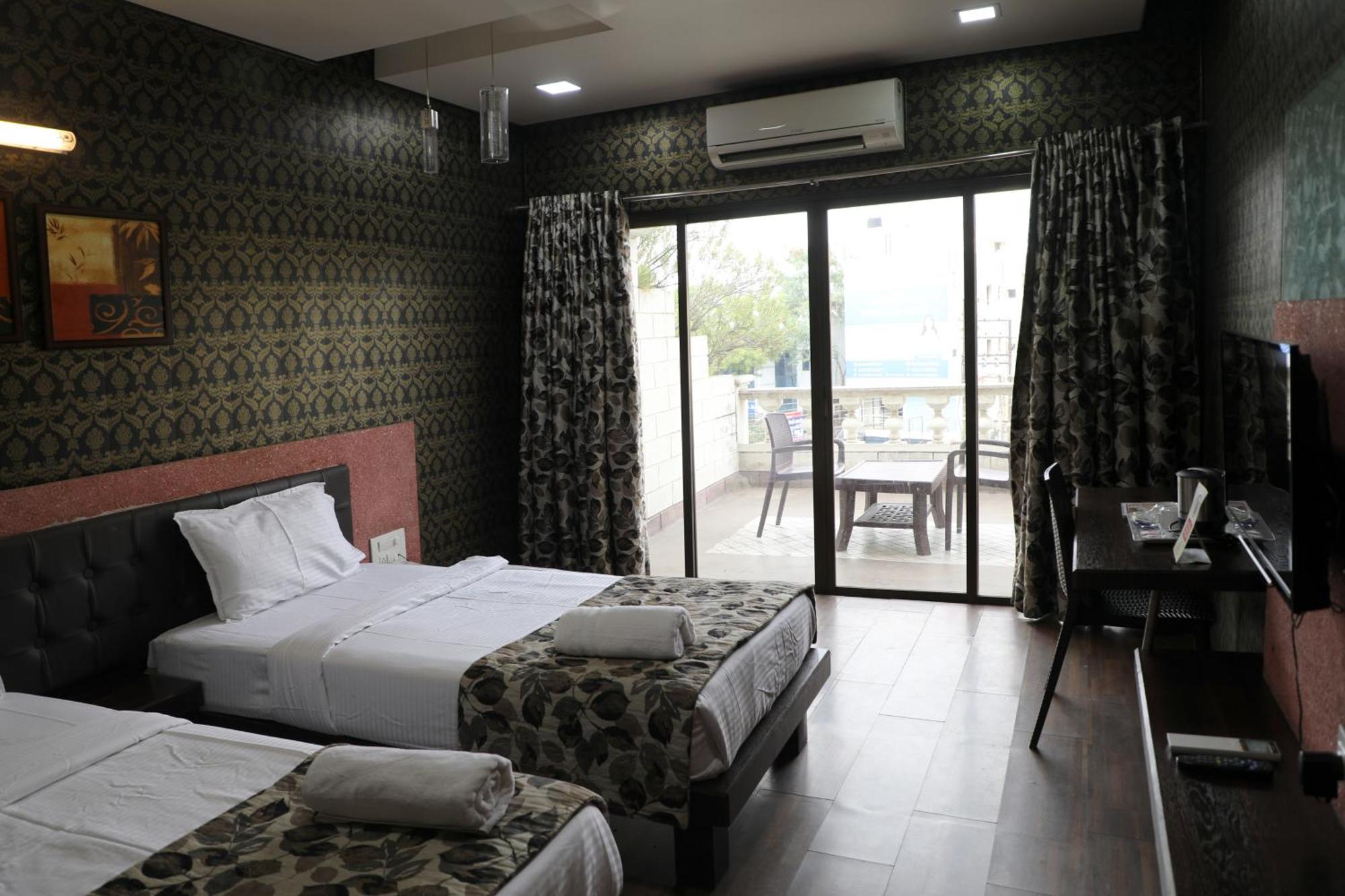 Hotel Pearls Aurangābād Exterior foto