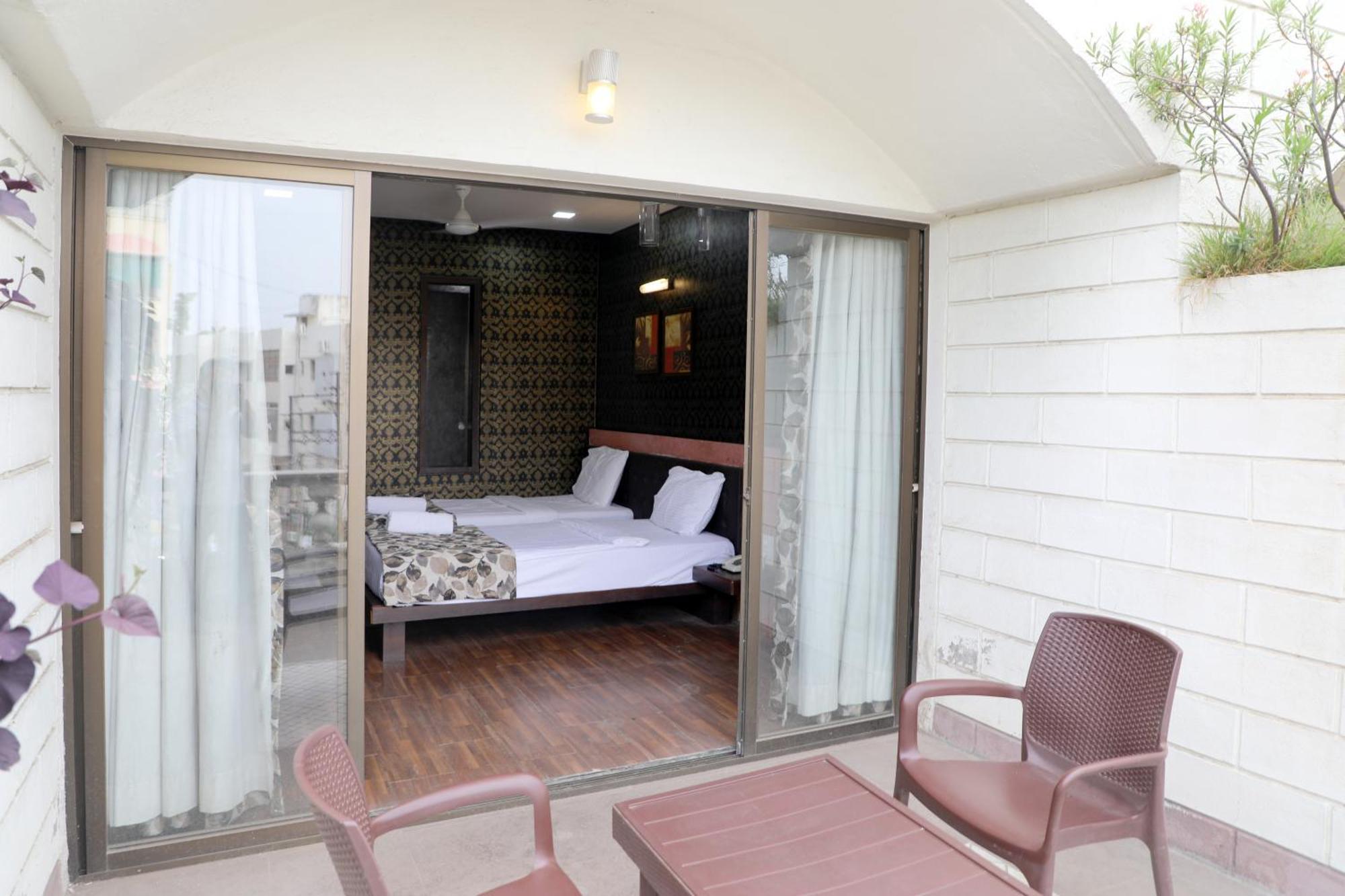 Hotel Pearls Aurangābād Exterior foto