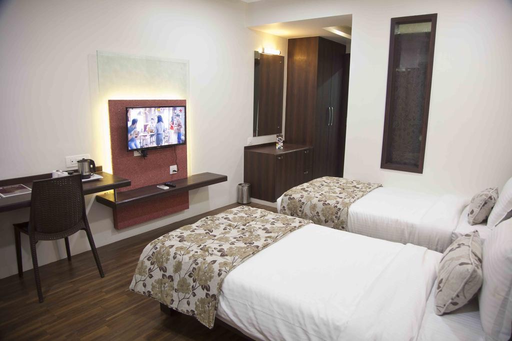 Hotel Pearls Aurangābād Zimmer foto