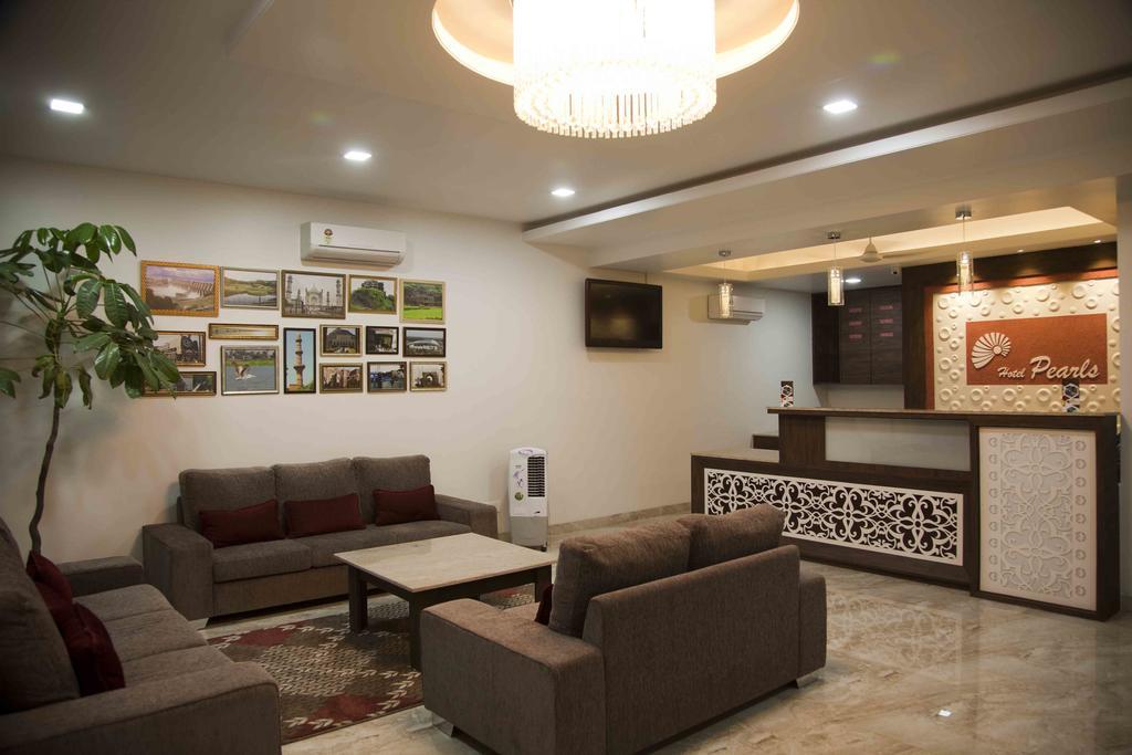 Hotel Pearls Aurangābād Exterior foto